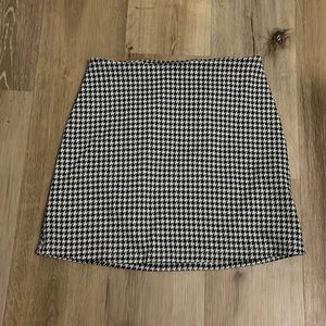 Black and white pattered skirt